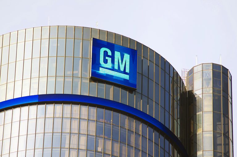 GM Cuts Over 1,000 Jobs in Software and Services Division