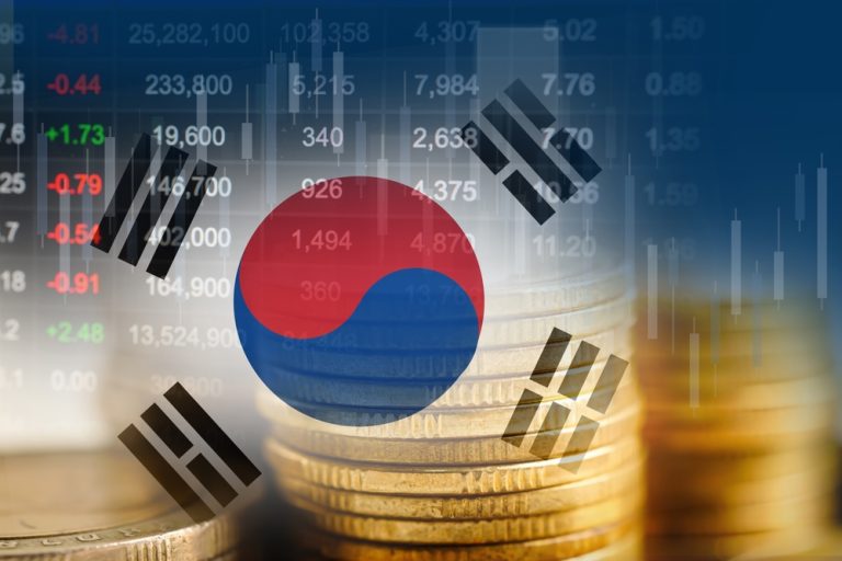 South Korea Cuts Interest Rates Amid Economic Slowdown