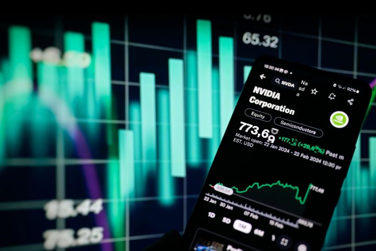 Big Tech Stocks Surge on Strong Q1 Results