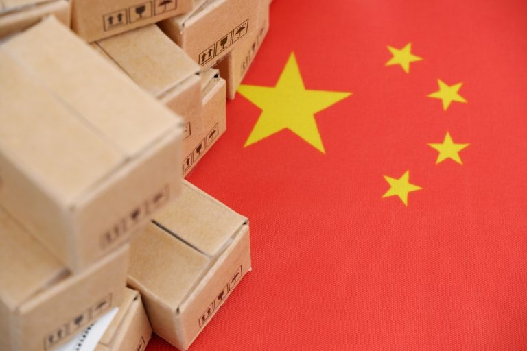 China’s Export Growth Slows Amid U.S. Tariffs and Deflation