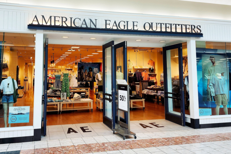 American Eagle Beats Expectations in Q2 2025