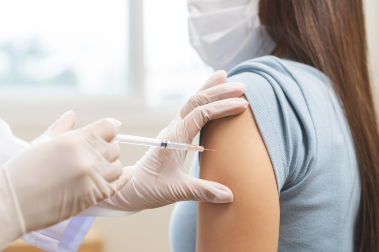 US Panel Weakens Covid Vaccine Guidance