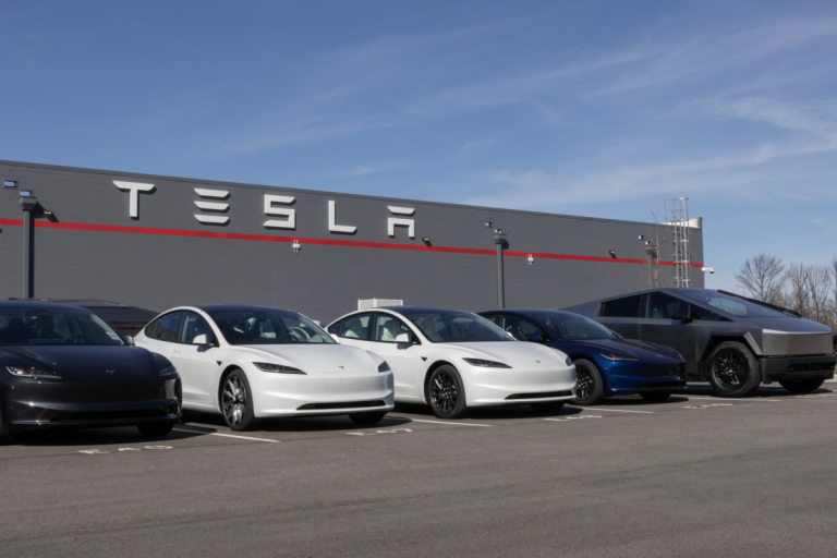 Tesla Hits Record Q3 Sales Before U.S. Tax Credit Ends
