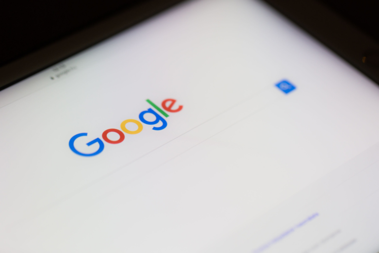 Google Expands Live Translate to iOS