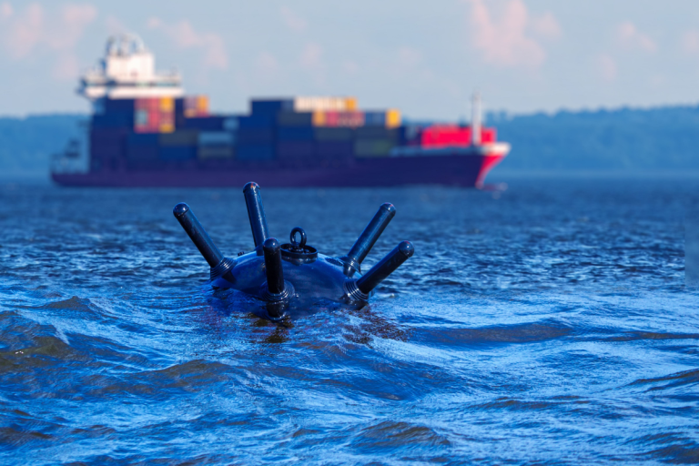 US Navy Mine-Clearing Ships Make 4,000 Mile Malaysia Stop